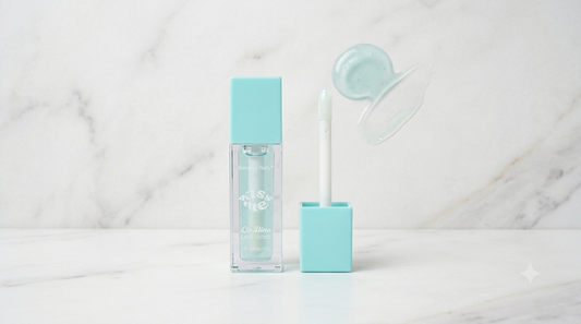 Premium Lip Gloss – Shine, Hydrate & Glow with Confidence