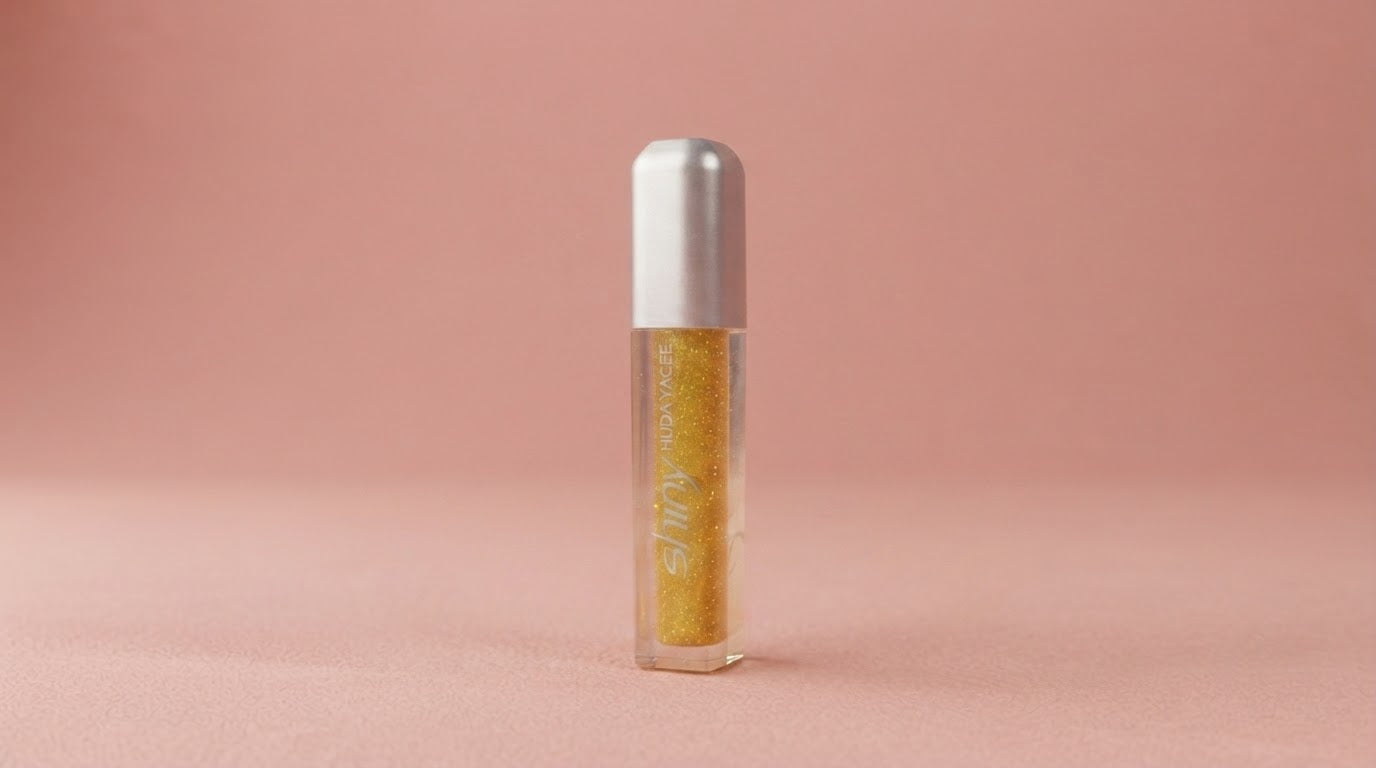 🇰🇷 Korean Lip Gloss – Shine, Hydrate & Glow!